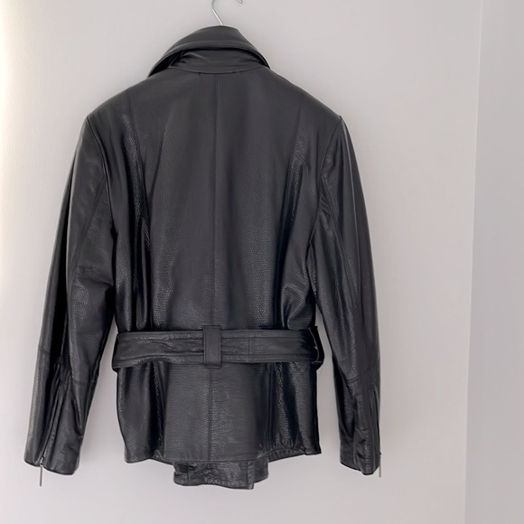 Laurel by Escada Pebbled Belted Black Leather Jacket, US6/8 - Picture 6 of 11